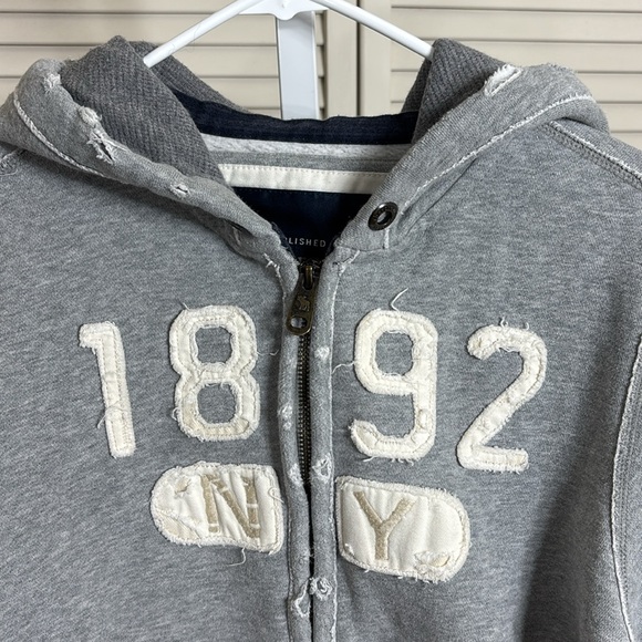 Abercrombie & Fitch Women's Gray Zip-Up Distressed Hoodie with 1892 Patch XL - Picture 2 of 10